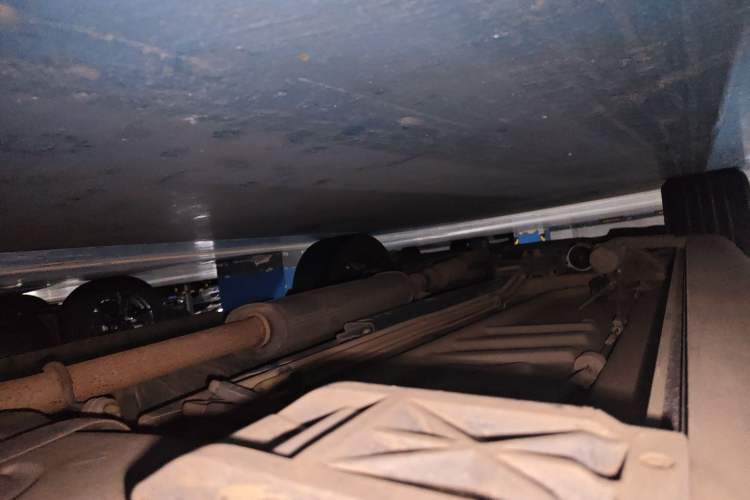 Used Ford Explorer 2013 3.5L Deluxe Model Chassis Rear Left