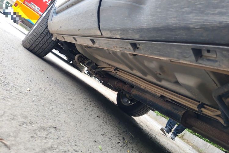 Used Ford Explorer 2013 3.5L Deluxe Model Chassis Rear Left