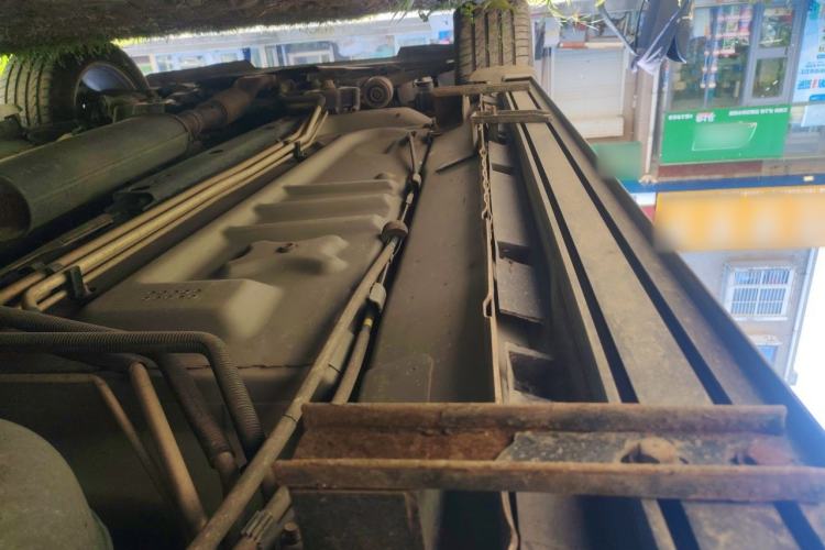 Used Ford Explorer 2013 3.5L Deluxe Model Chassis Rear Left