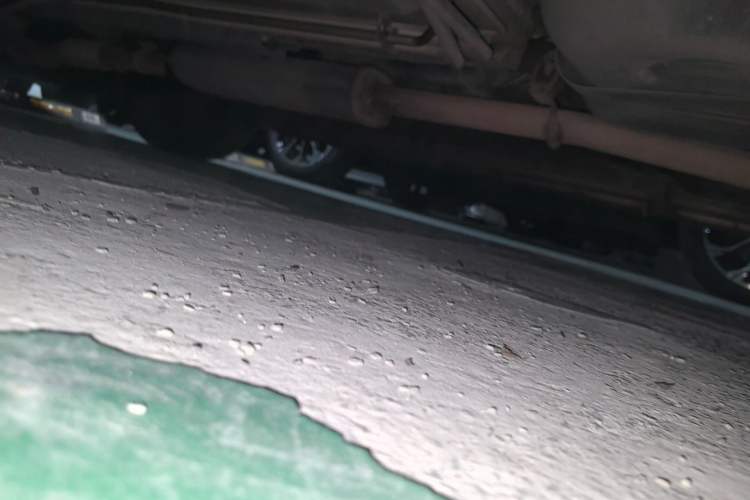 Used Ford Explorer 2013 3.5L Deluxe Model Chassis Rear Left