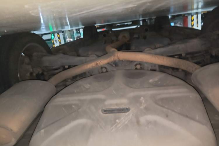 Used Ford Explorer 2013 3.5L Deluxe Model Chassis Rear