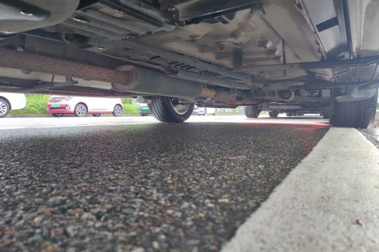 Used Ford Explorer 2013 3.5L Deluxe Model Chassis Rear Right