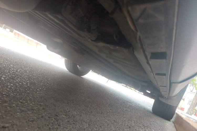 Used Ford Explorer 2013 3.5L Deluxe Model Chassis Rear Right