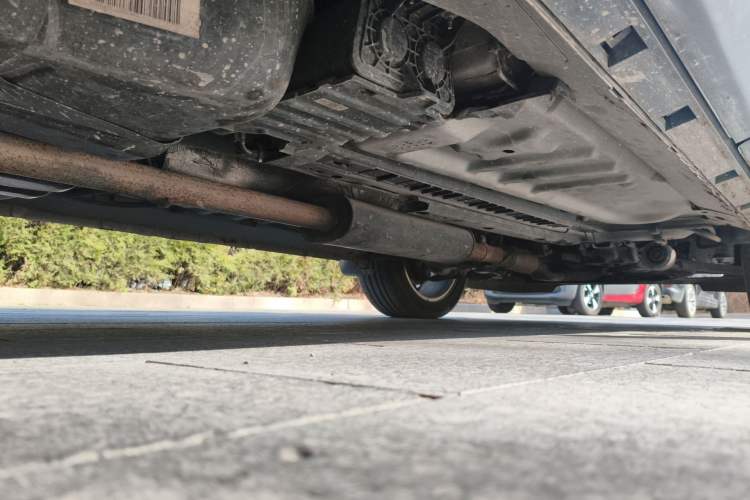 Used Ford Explorer 2013 3.5L Deluxe Model Chassis Rear Right