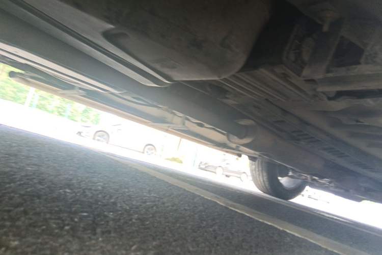Used Ford Explorer 2013 3.5L Deluxe Model Chassis Rear Right