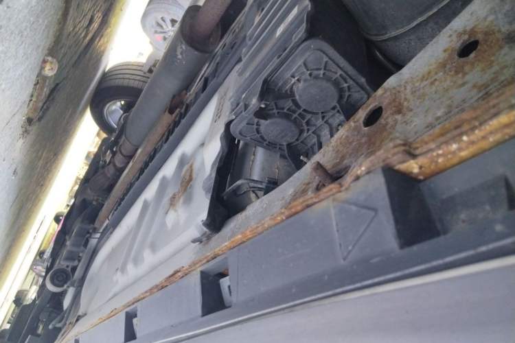 Used Ford Explorer 2013 3.5L Deluxe Model Chassis Rear Right