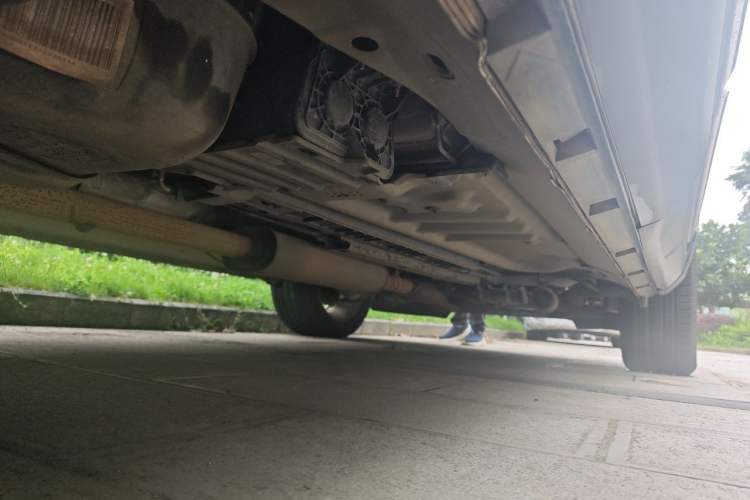 Used Ford Explorer 2013 3.5L Deluxe Model Chassis Rear Right