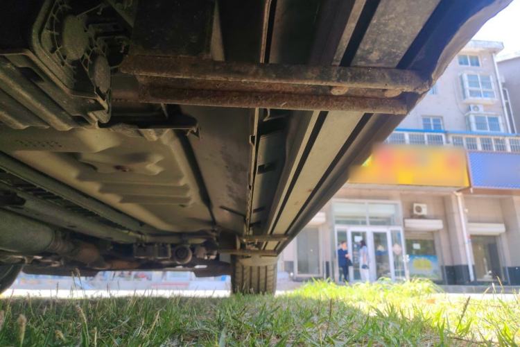 Used Ford Explorer 2013 3.5L Deluxe Model Chassis Rear Right