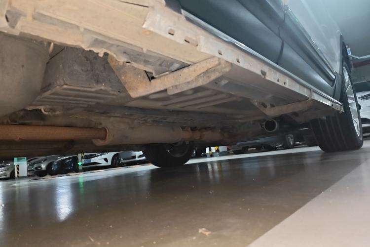 Used Ford Explorer 2013 3.5L Deluxe Model Chassis Rear Right