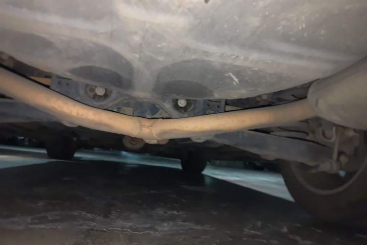 Used Ford Explorer 2013 3.5L Deluxe Model Chassis Rear