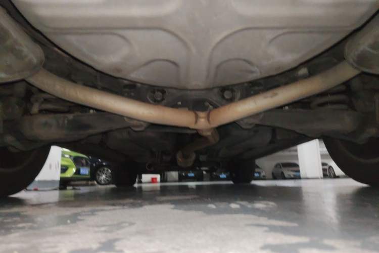Used Ford Explorer 2013 3.5L Deluxe Model Chassis Rear