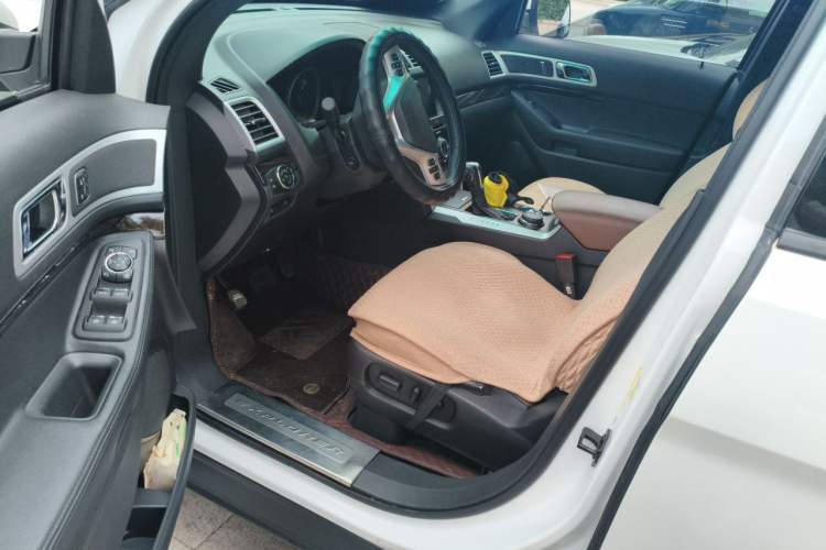 Used Ford Explorer 2013 3.5L Deluxe Model Driver Seat
