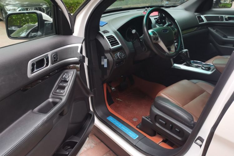 Used Ford Explorer 2013 3.5L Deluxe Model Driver Seat