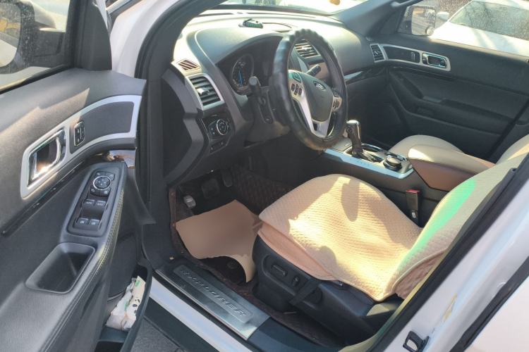 Used Ford Explorer 2013 3.5L Deluxe Model Driver Seat