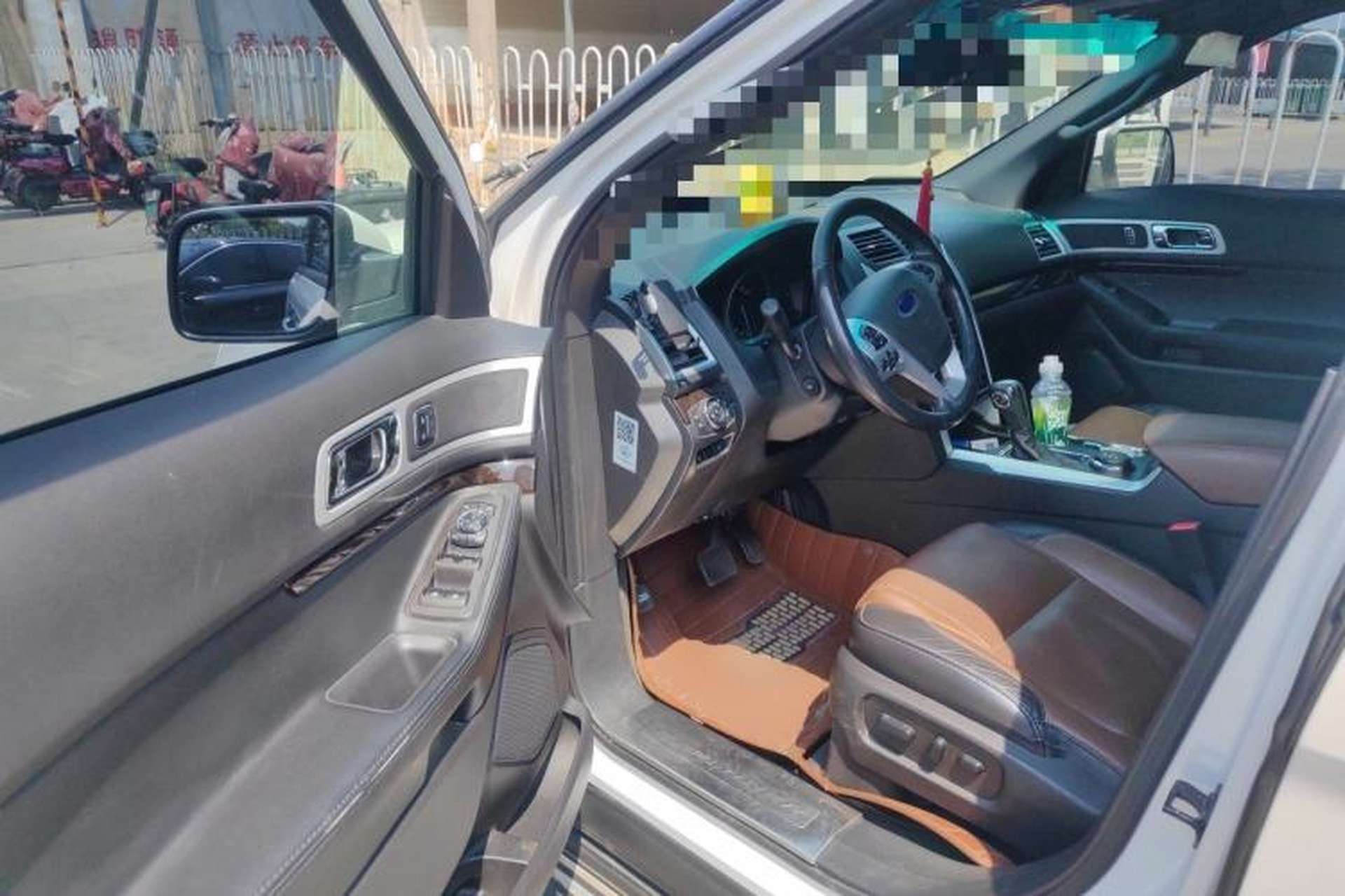 Used Ford Explorer 2013 3.5L Deluxe Model Driver Seat