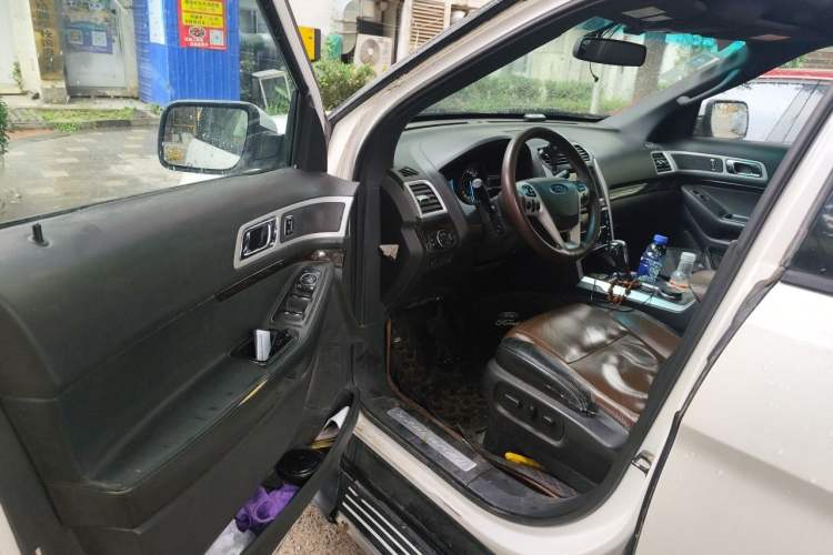 Used Ford Explorer 2013 3.5L Deluxe Model Driver Seat