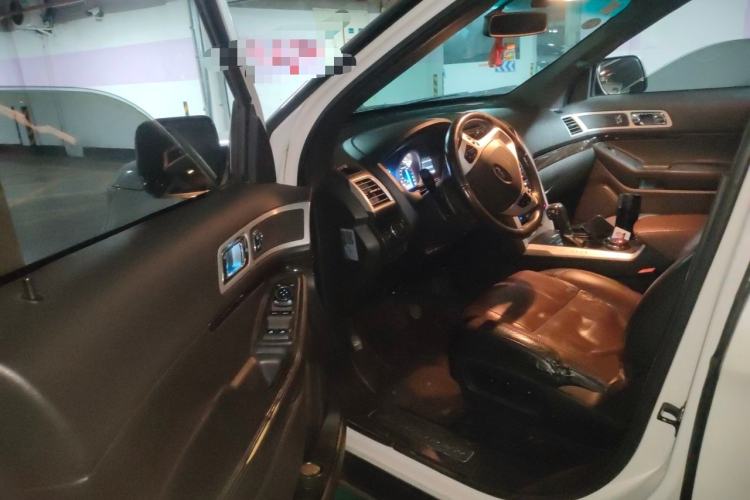 Used Ford Explorer 2013 3.5L Deluxe Model Driver Seat