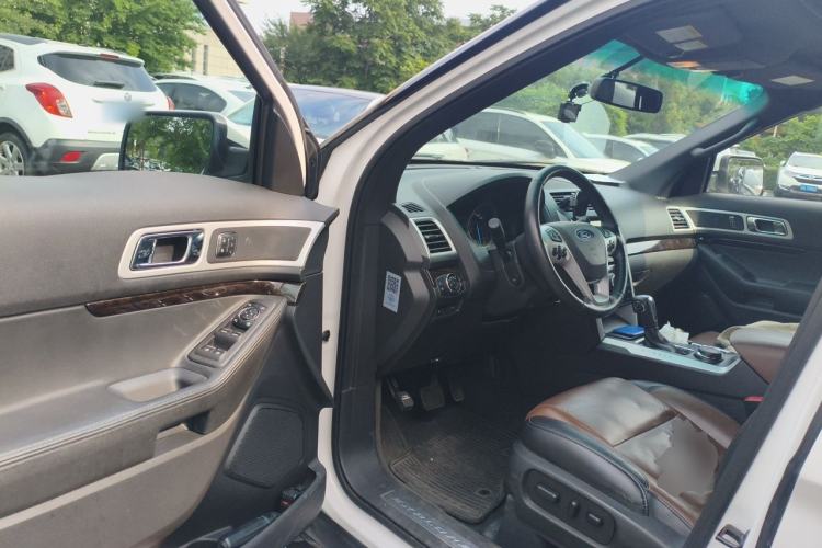 Used Ford Explorer 2013 3.5L Deluxe Model Driver Seat