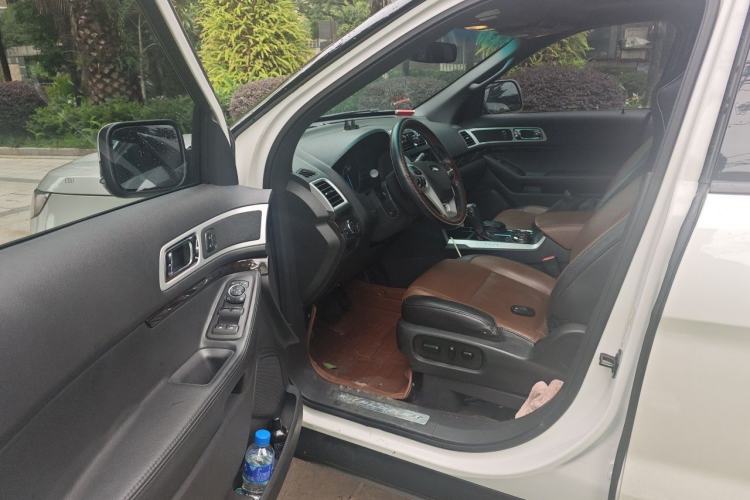 Used Ford Explorer 2013 3.5L Deluxe Model Driver Seat