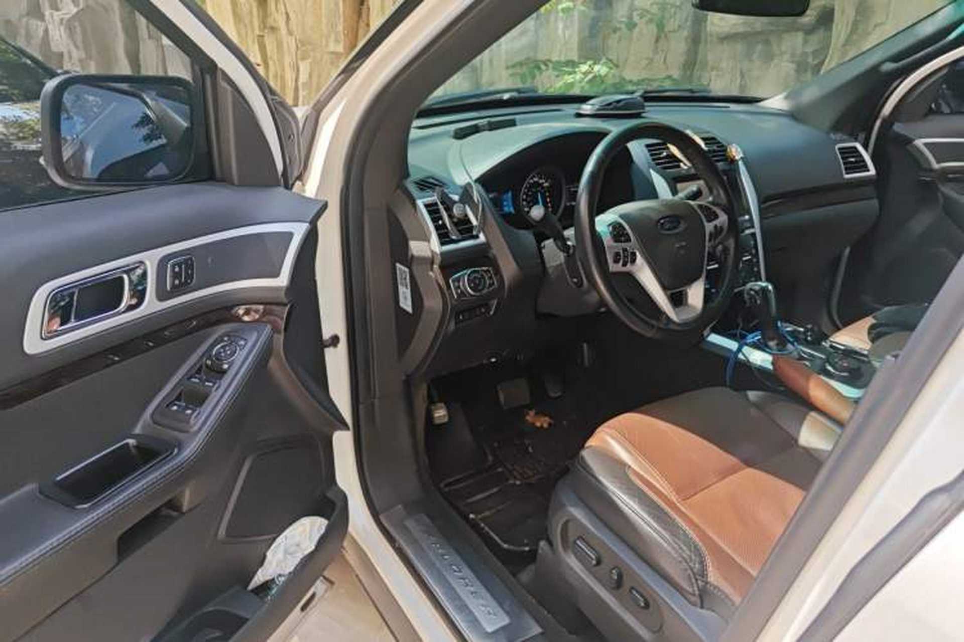 Used Ford Explorer 2013 3.5L Deluxe Model Driver Seat