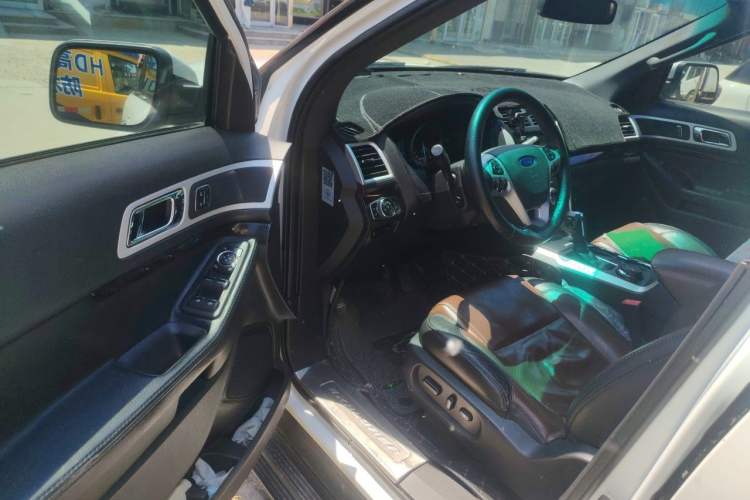Used Ford Explorer 2013 3.5L Deluxe Model Driver Seat