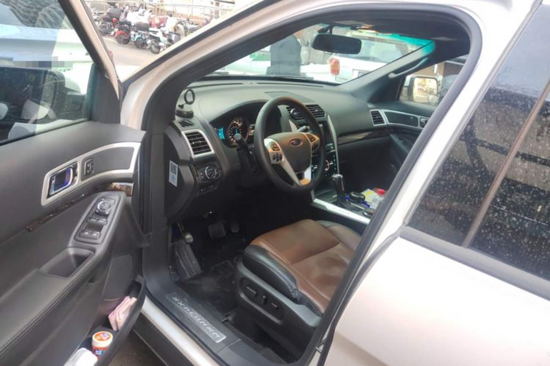 Used Ford Explorer 2013 3.5L Deluxe Model Driver Seat