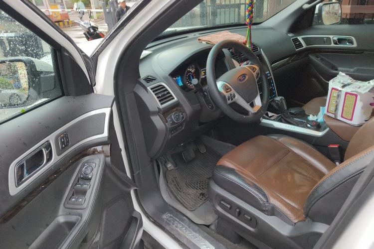 Used Ford Explorer 2013 3.5L Deluxe Model Driver Seat