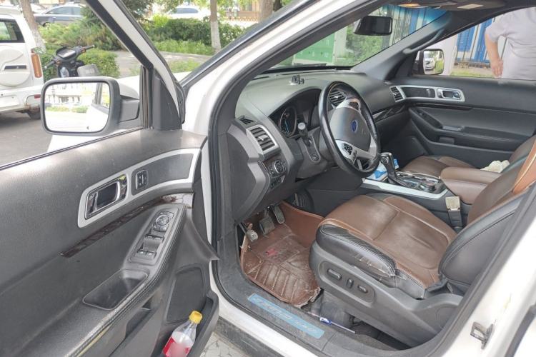 Used Ford Explorer 2013 3.5L Deluxe Model Driver Seat