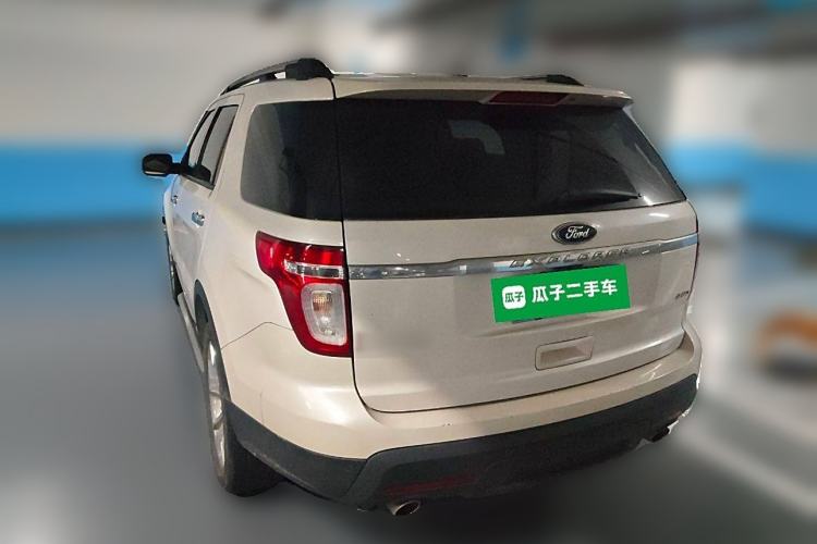 Used Ford Explorer 2013 3.5L Deluxe Model Exterior 3