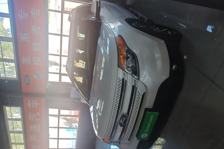 Used Ford Explorer 2013 3.5L Deluxe Model Exterior 4