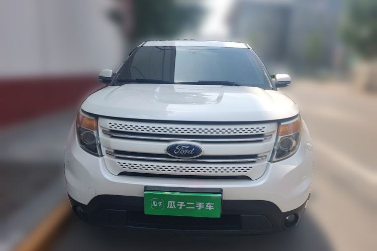 Used Ford Explorer 2013 3.5L Deluxe Model Front