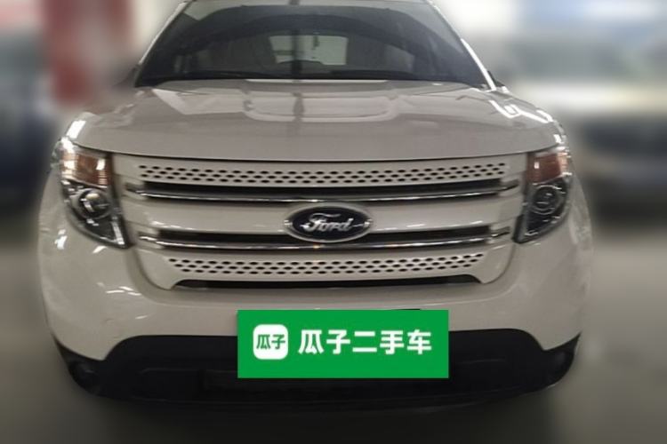Used Ford Explorer 2013 3.5L Deluxe Model Front