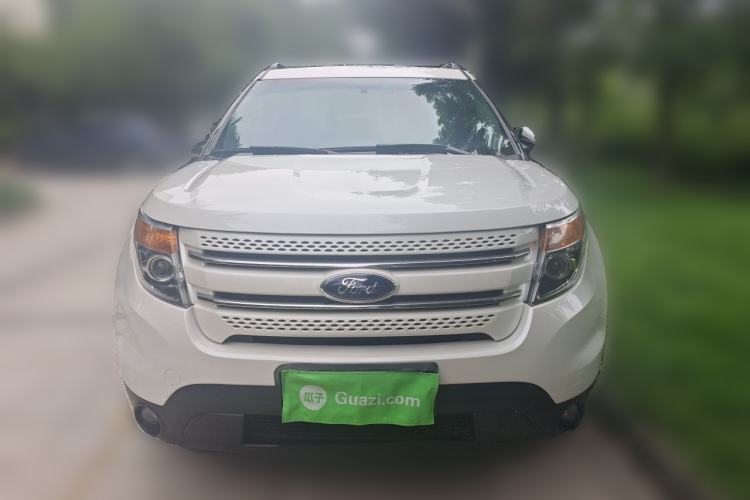 Used Ford Explorer 2013 3.5L Deluxe Model Front