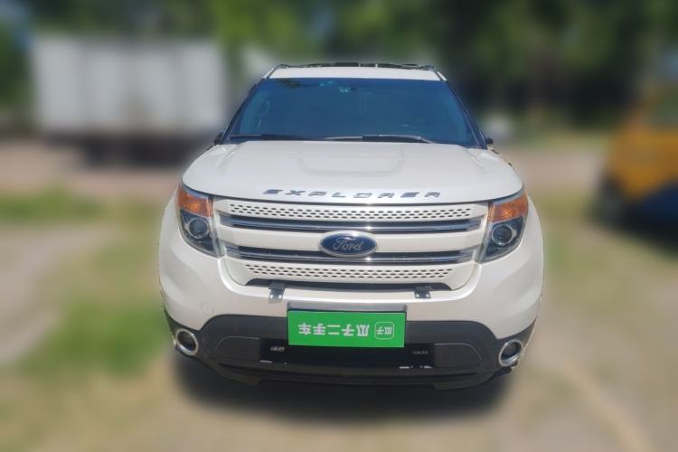 Used Ford Explorer 2013 3.5L Deluxe Model Front