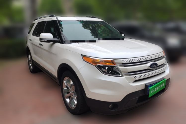 Used Ford Explorer 2013 3.5L Deluxe Model Front Right 45 Deg