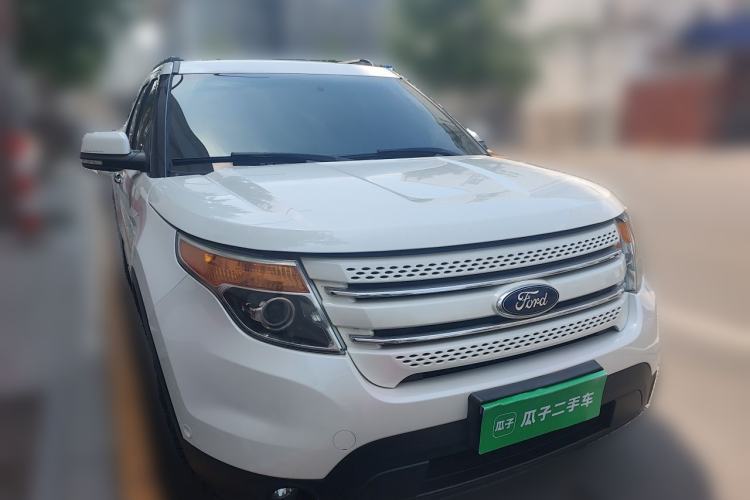 Used Ford Explorer 2013 3.5L Deluxe Model Front Right 45 Deg