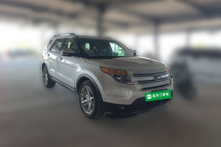 Used Ford Explorer 2013 3.5L Deluxe Model Front Right 45 Deg
