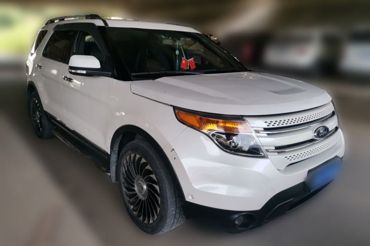 Used Ford Explorer 2013 3.5L Deluxe Model Front Right 45 Deg