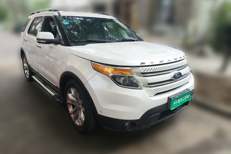 Used Ford Explorer 2013 3.5L Deluxe Model Front Right 45 Deg