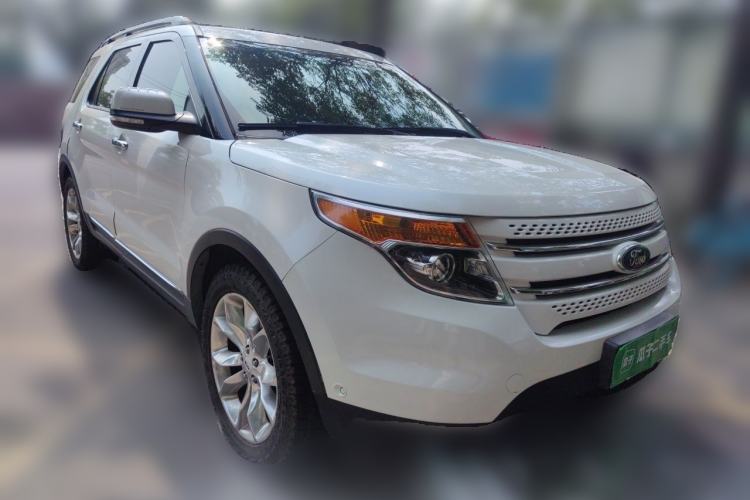 Used Ford Explorer 2013 3.5L Deluxe Model Front Right 45 Deg