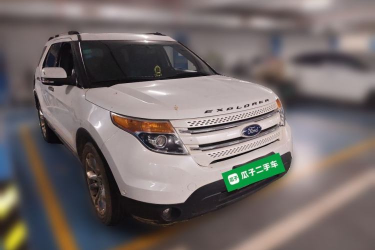 Used Ford Explorer 2013 3.5L Deluxe Model Front Right 45 Deg