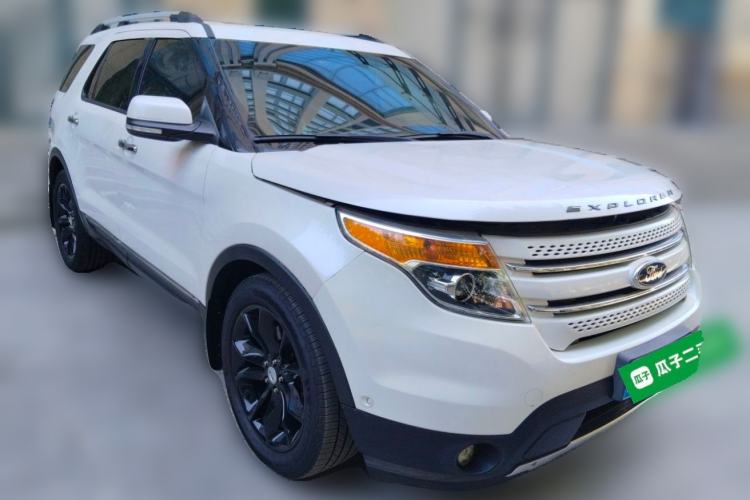 Used Ford Explorer 2013 3.5L Deluxe Model Front Right 45 Deg