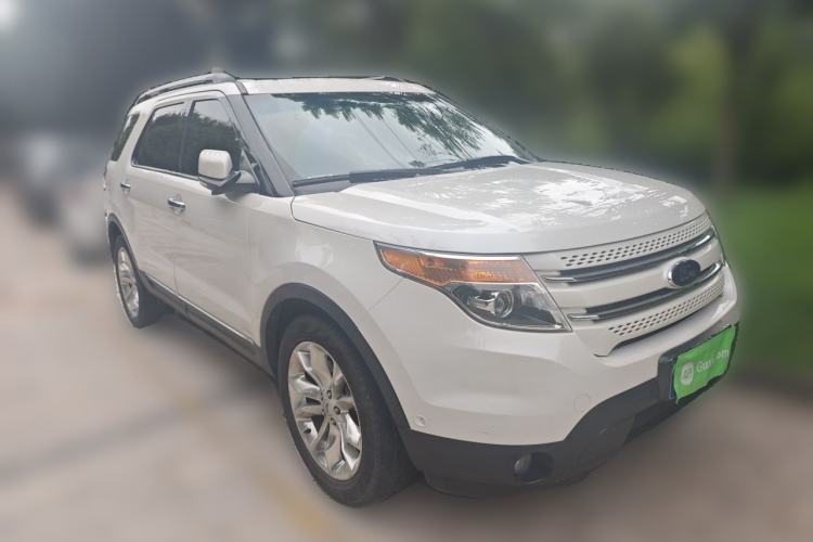 Used Ford Explorer 2013 3.5L Deluxe Model Front Right 45 Deg