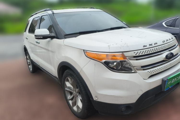 Used Ford Explorer 2013 3.5L Deluxe Model Front Right 45 Deg