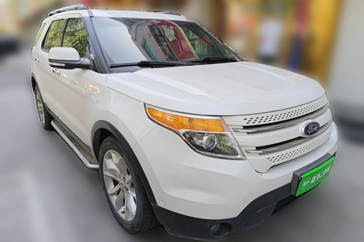 Used Ford Explorer 2013 3.5L Deluxe Model Front Right 45 Deg