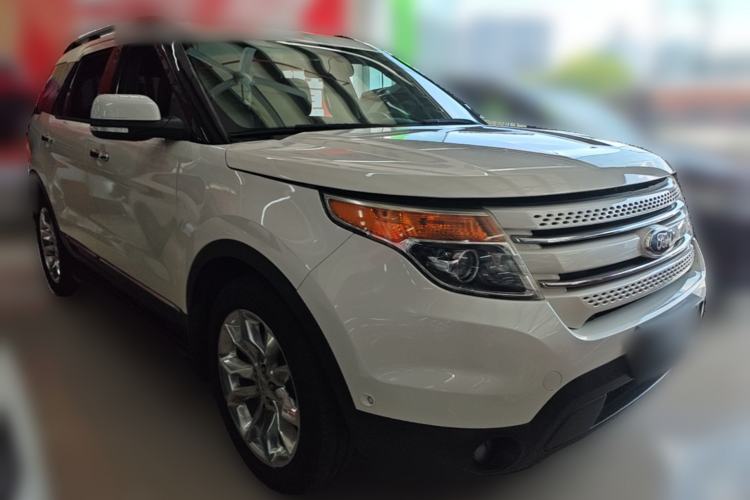 Used Ford Explorer 2013 3.5L Deluxe Model Front Right 45 Deg