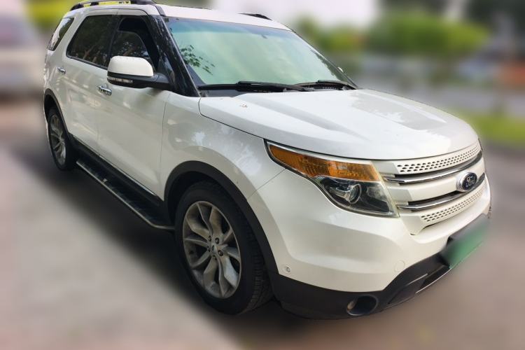 Used Ford Explorer 2013 3.5L Deluxe Model Front Right 45 Deg
