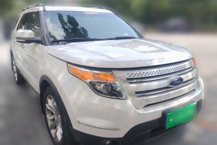 Used Ford Explorer 2013 3.5L Deluxe Model Front Right 45 Deg