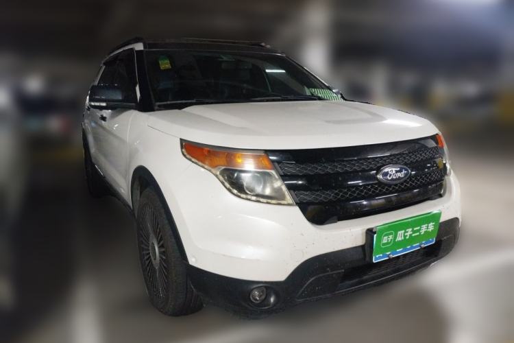 Used Ford Explorer 2013 3.5L Deluxe Model Front Right 45 Deg