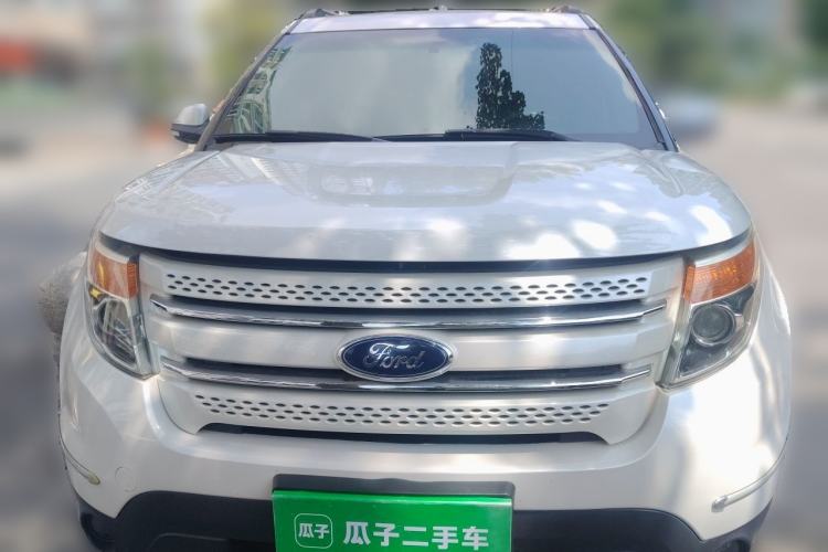 Used Ford Explorer 2013 3.5L Deluxe Model Front